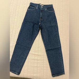 Levi’s High waisted mom jean
